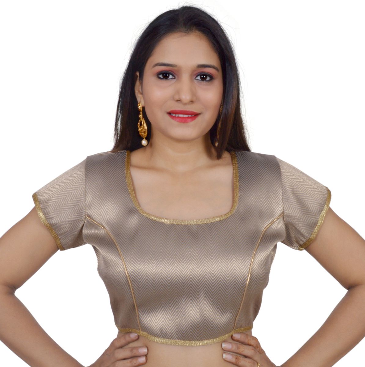 nami gold shirt