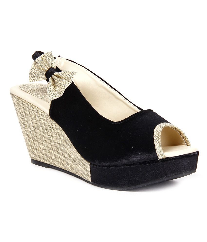 Daj Wari Black Cone Heels Price in India- Buy Daj Wari Black Cone Heels Online at Snapdeal