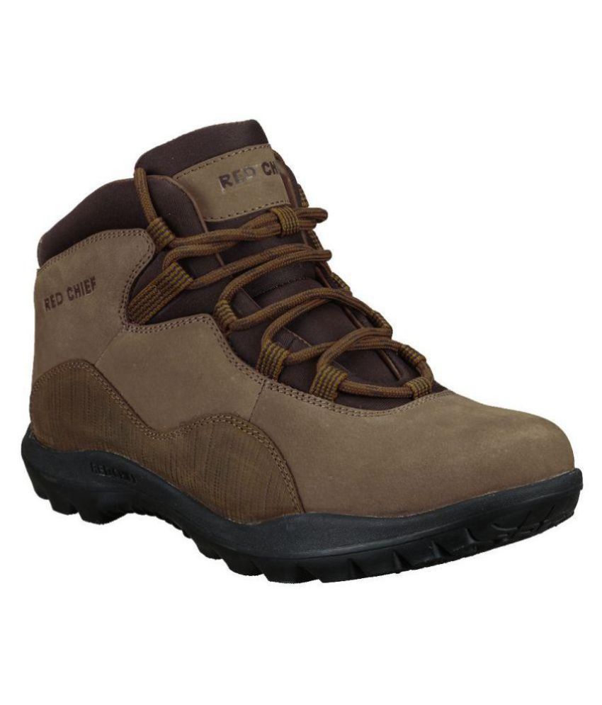 red chief trekking and hiking shoes