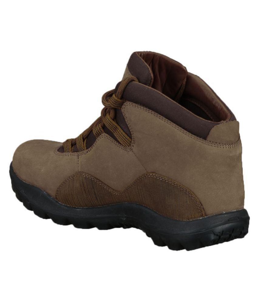 red chief trekking and hiking shoes