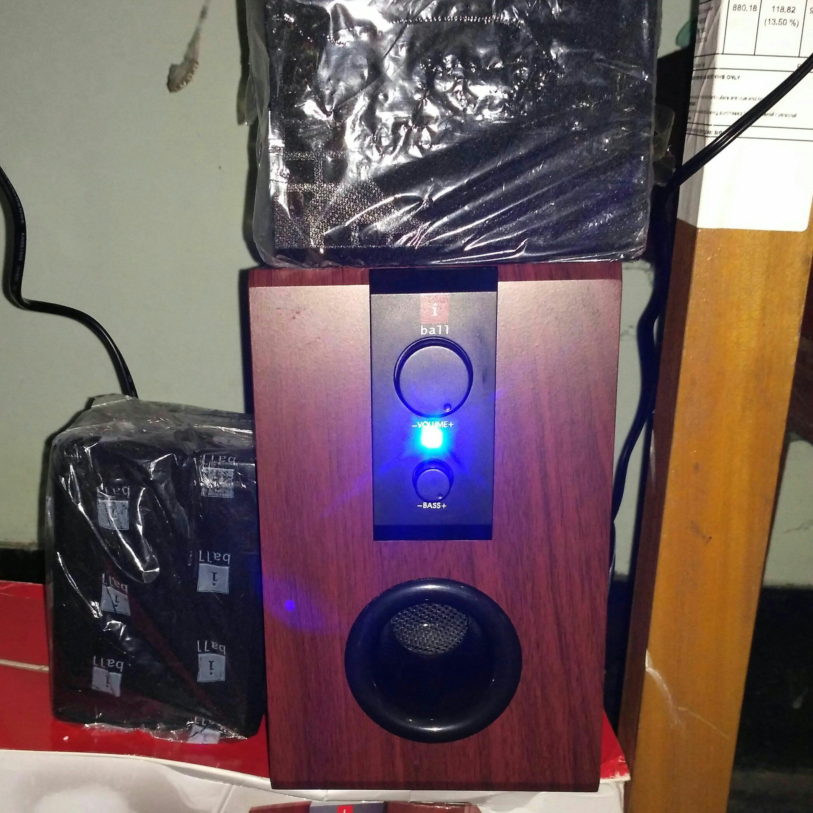 iball raaga 2.1 q9 full wood speakers