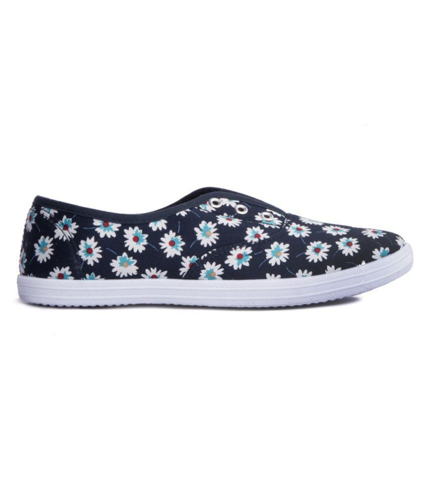 khadims ladies canvas shoes