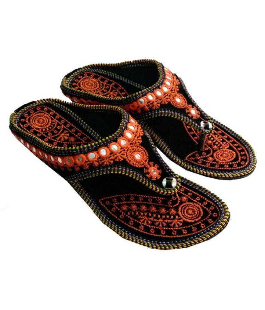 mojari slippers