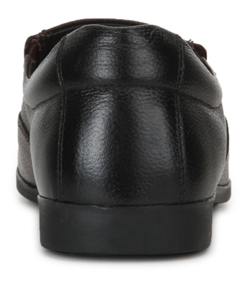 red chief office chappal