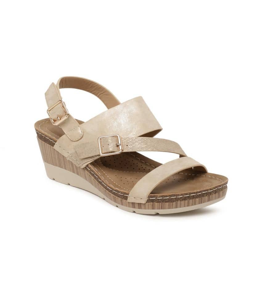 womens cream wedges