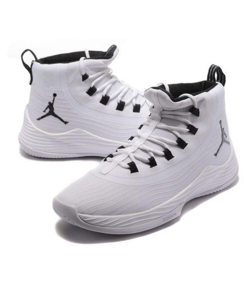 JORDANS White Basketball Shoes 
