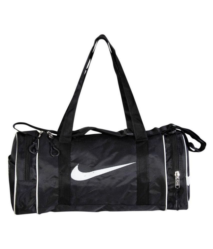 Nike Medium Polyester Gym Bag/Travel Bag: Buy Online at Best Price on ...
