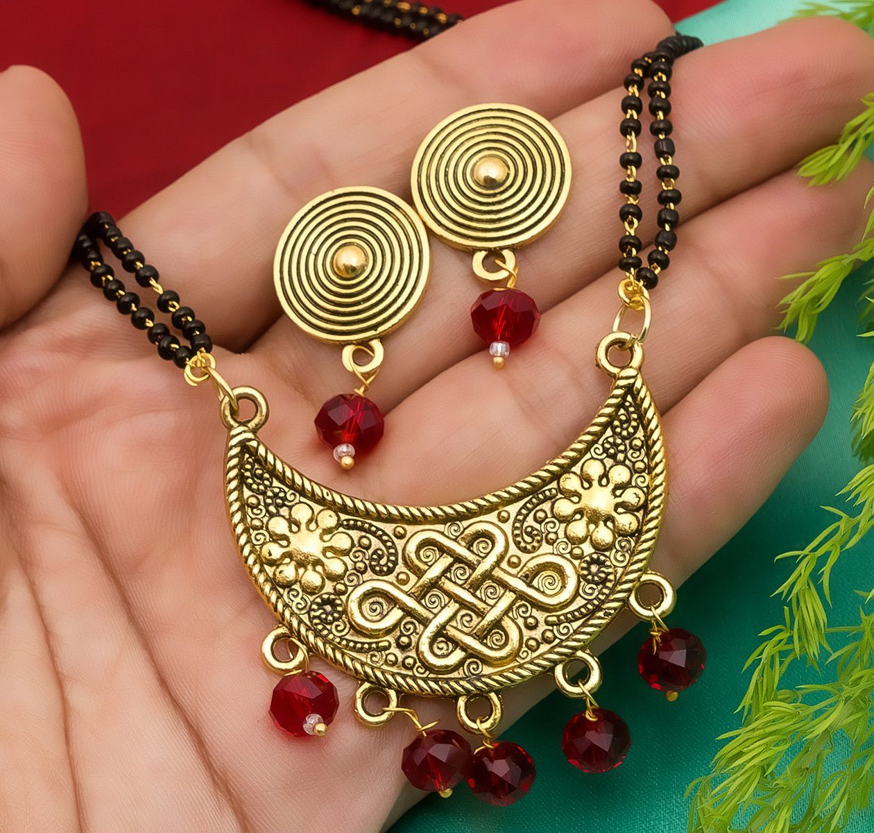 royal antique mangalsutra design