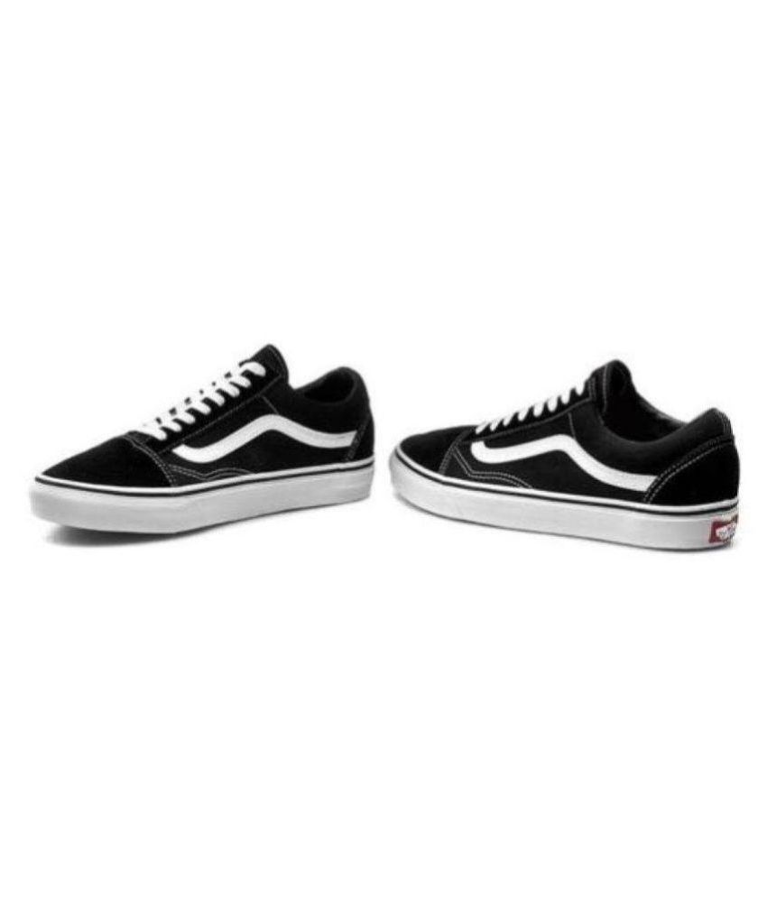 casual shoes