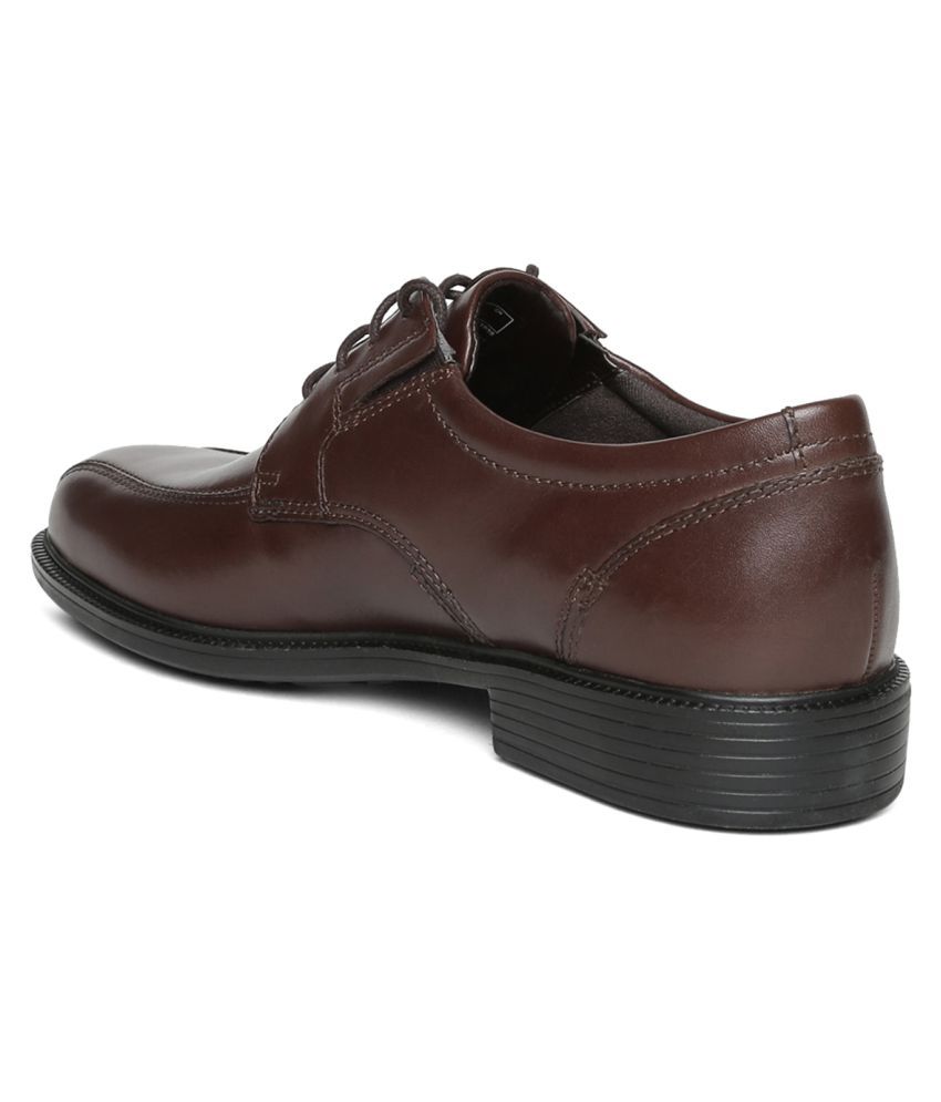 clarks brown oxford