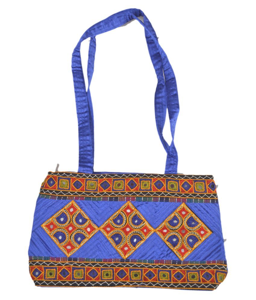 traditional handbags for ladies