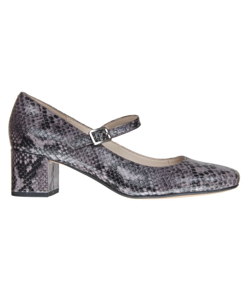 deep purple block heels