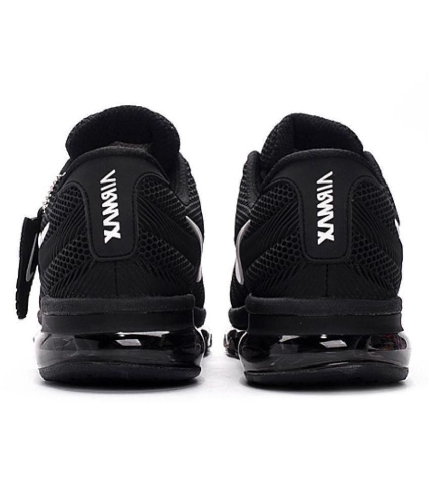 black zoom shoes