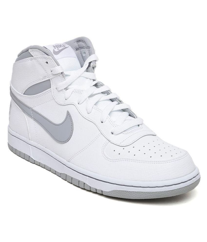 Nike Sneakers White Casual Shoes