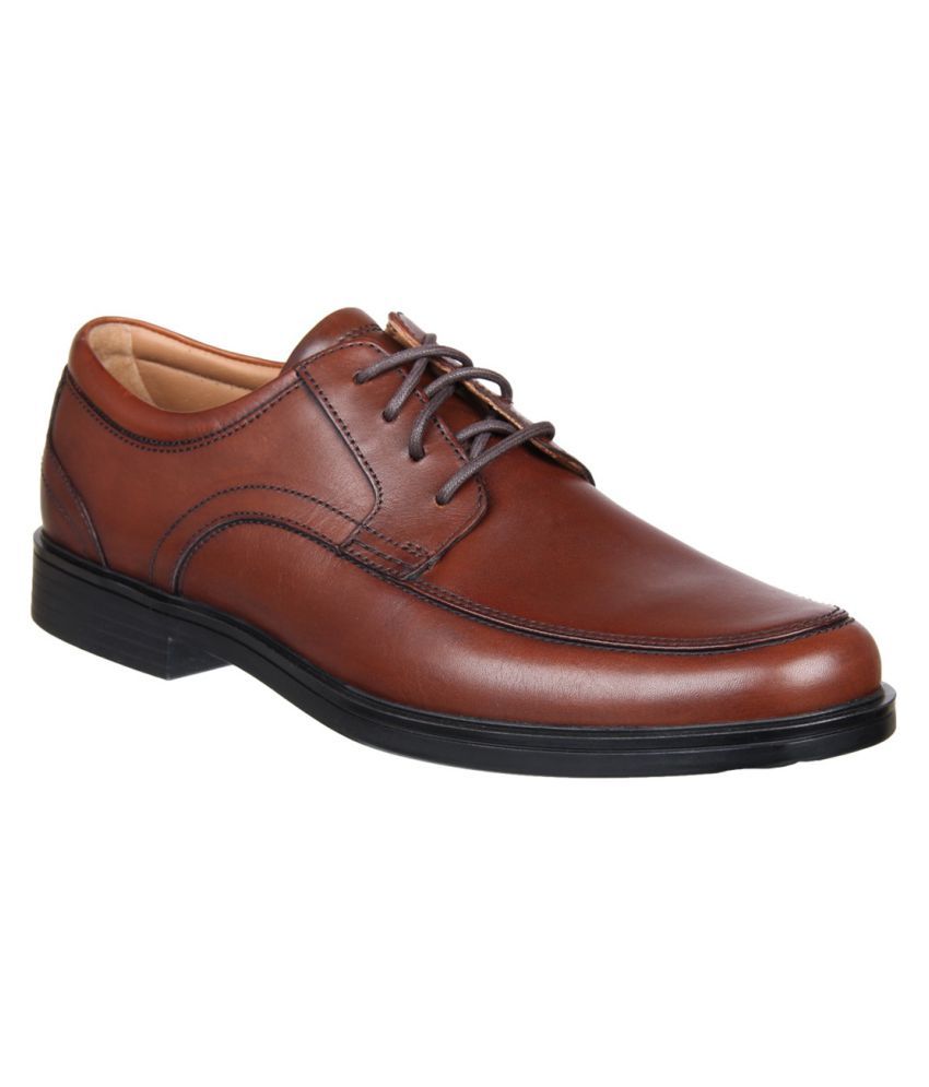 Clarks Derby Genuine Leather Tan Formal Shoes Price in India- Buy ...