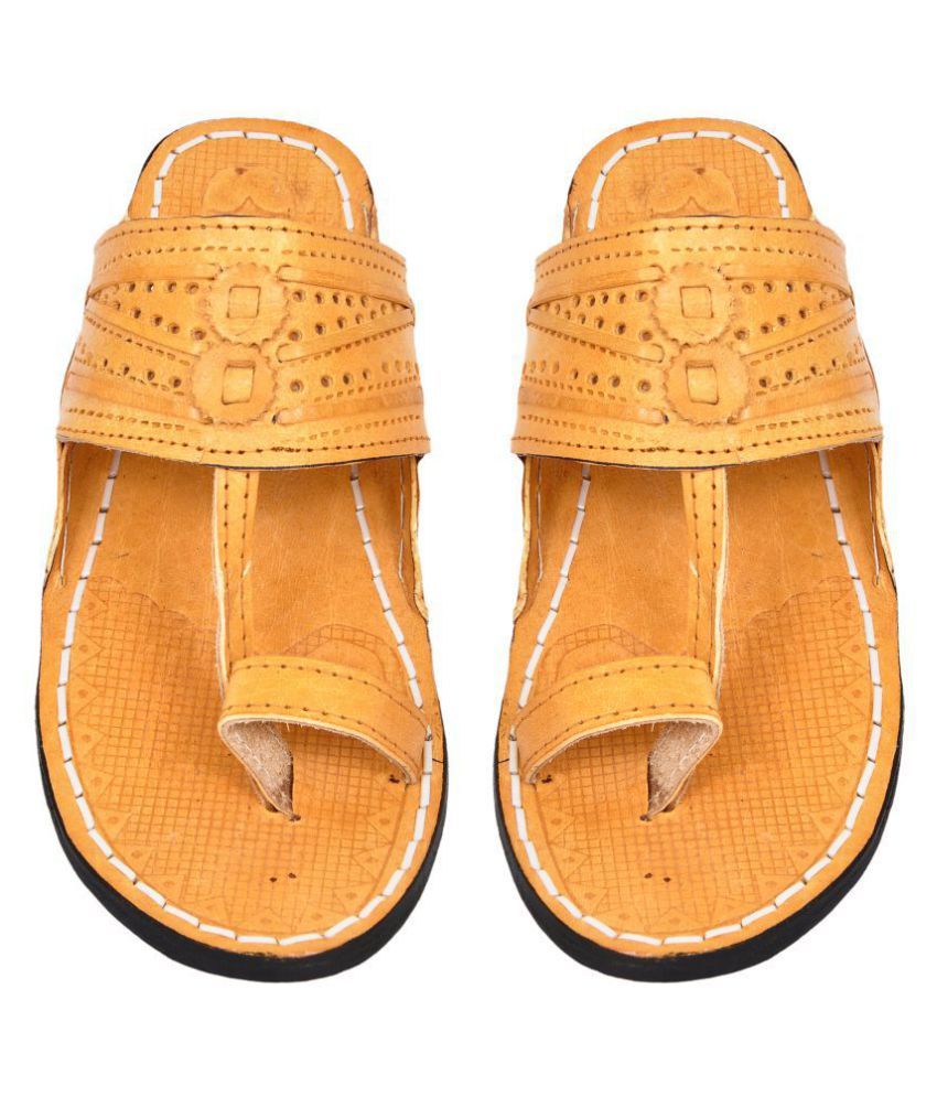tan chappals