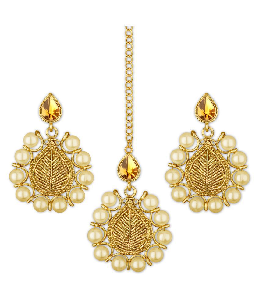     			Spargz Traditional Oval Shape Gold Plated Synthetic Stone Dangle Earring With Maangtikka For Women