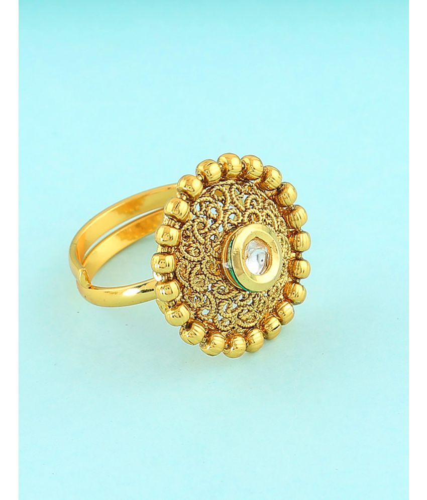 Gold ring design in on sale circle