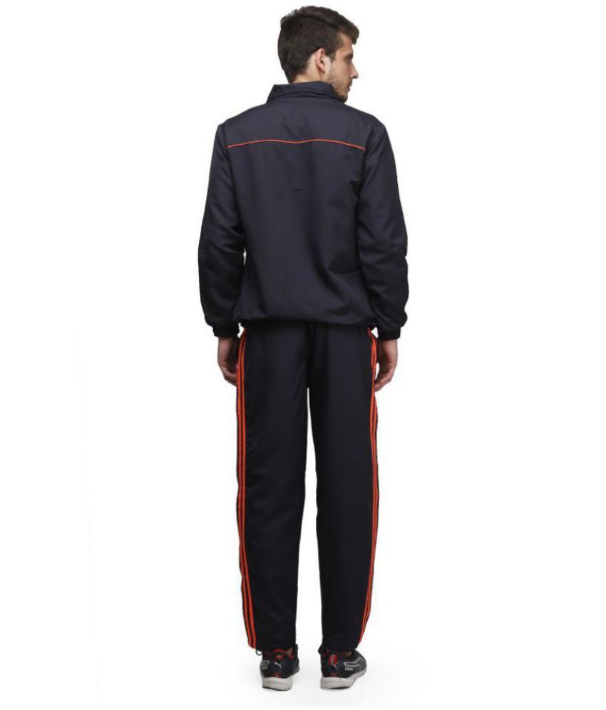 low waisted tracksuit