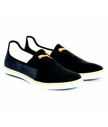 puma casual shoes price