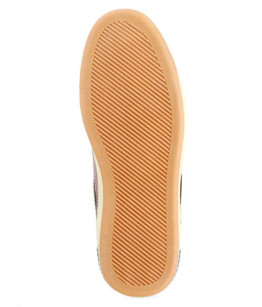 sparx sneakers tan