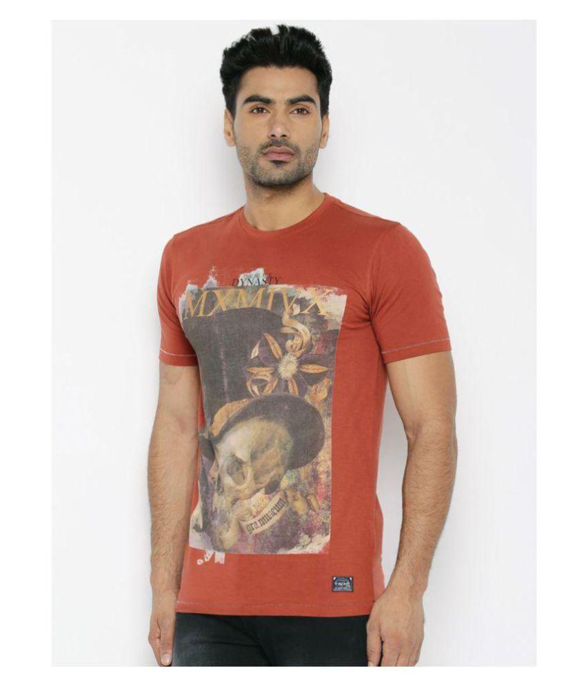 van heusen red tshirt