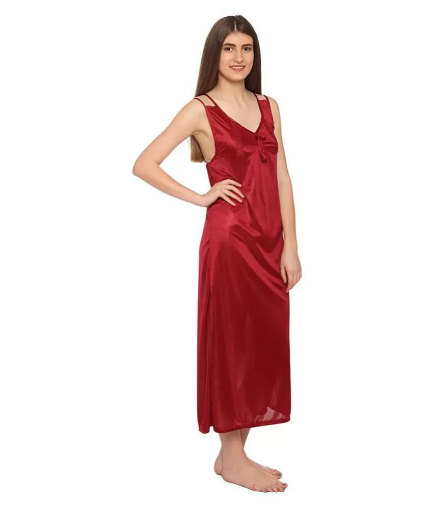Buy online Print Pyjama Set Nightwear Set from sleepwear for Women by  Clovia for ₹979 at 74% off | 2024 Limeroad.com