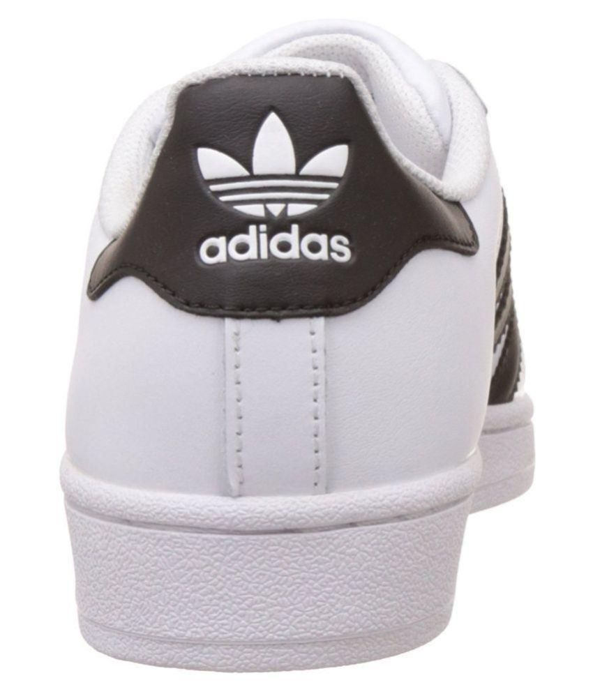 Adidas White Casual Shoes Price in India Buy Adidas White Casual Shoes