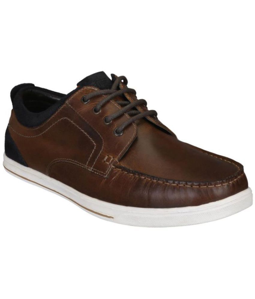 red tape men tan sneakers