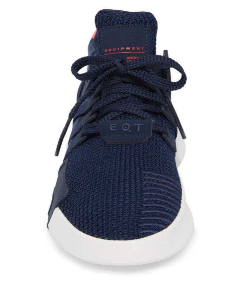 navy blue basketball sneakers