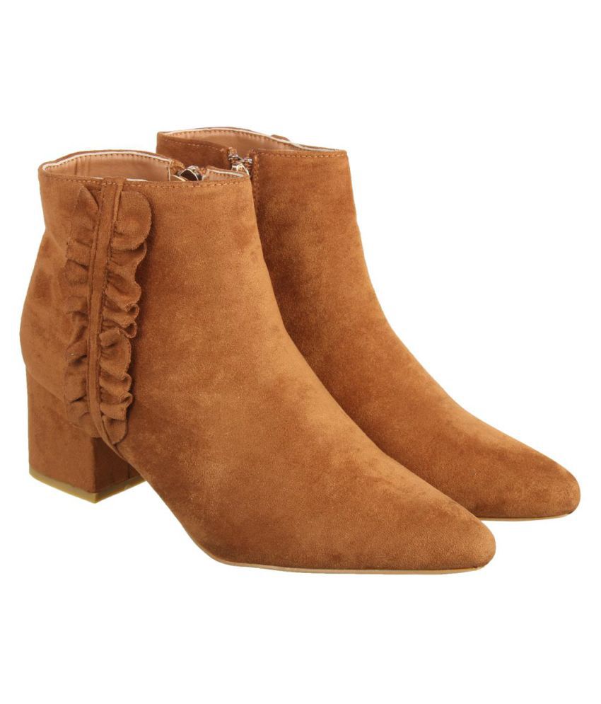 ankle length flat boots