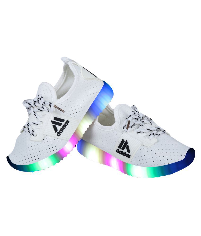 población Repeler Tienda LNG Lifestyle Adidas Girls & Boys Led Light Shoes (White – 1.5 Years to 4.5  Years) Price in India- Buy LNG Lifestyle Adidas Girls & Boys Led Light Shoes  (White – 1.5