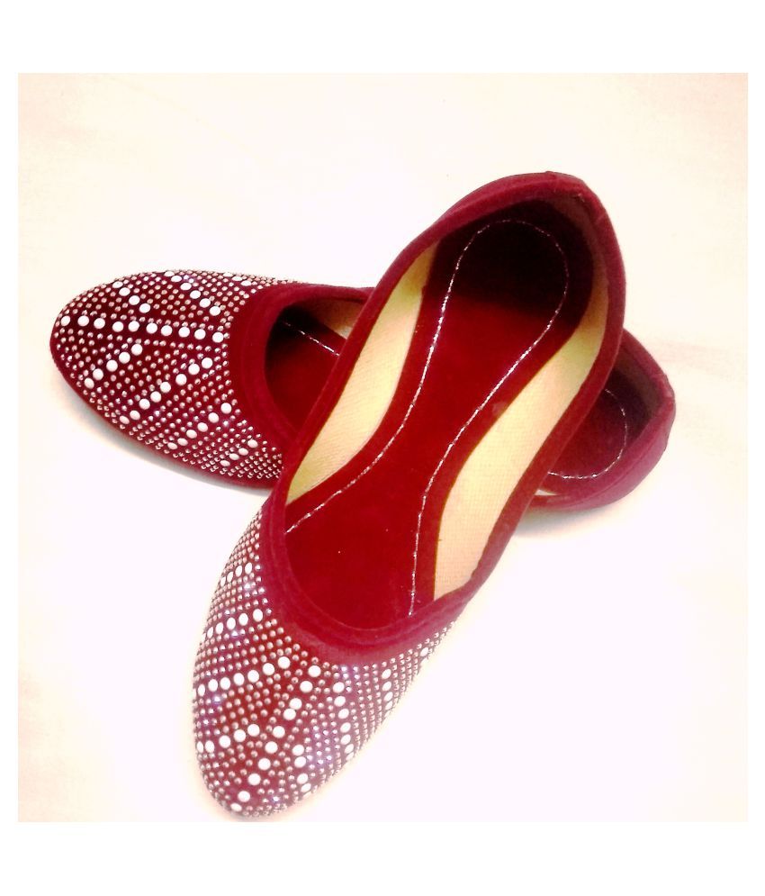ethnic footwear for women's