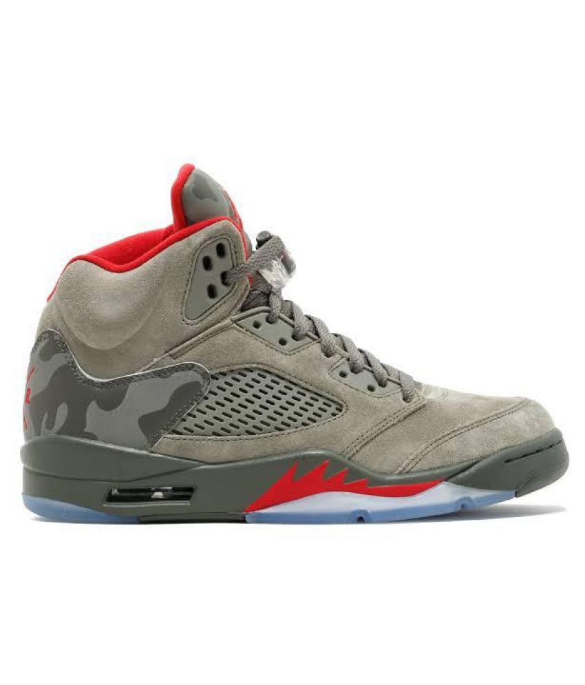 dark green basketball shoes