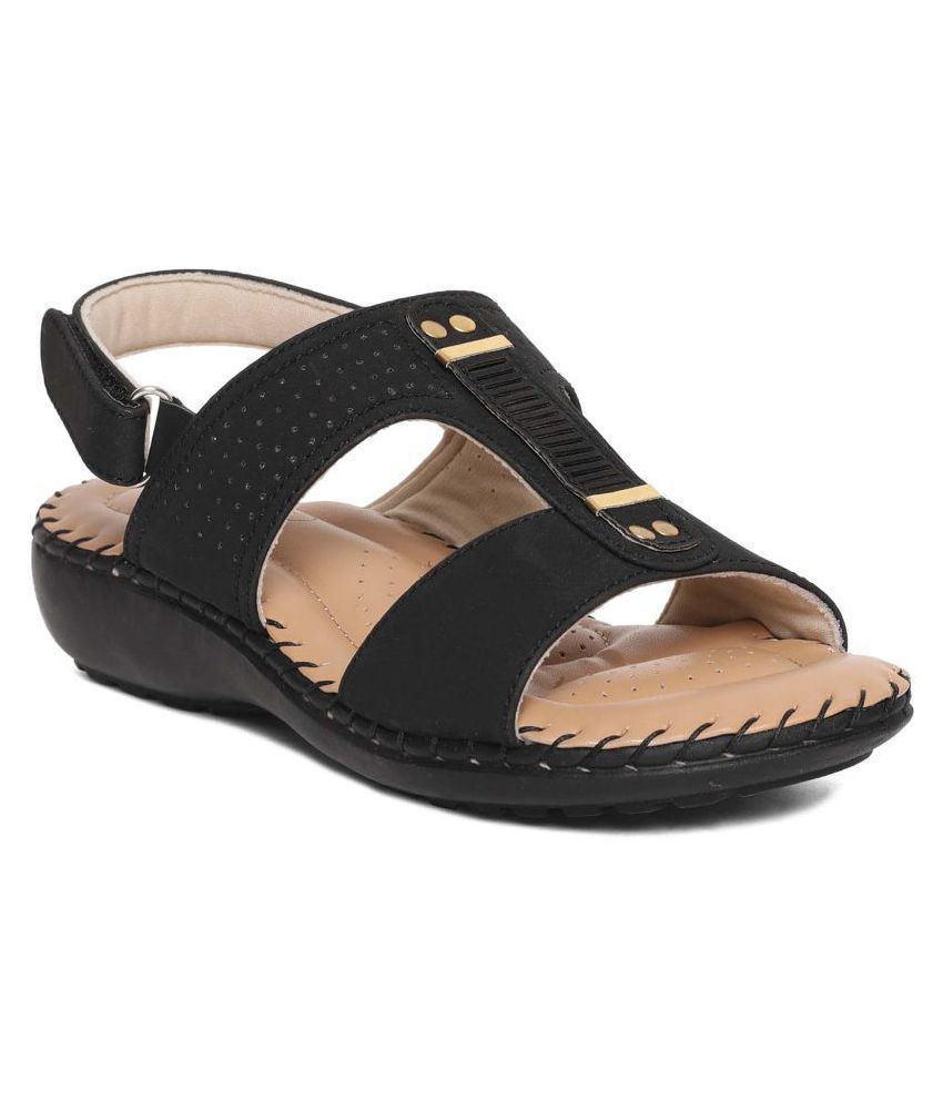 Paragon Black Floater Sandals Price in India- Buy Paragon Black Floater ...