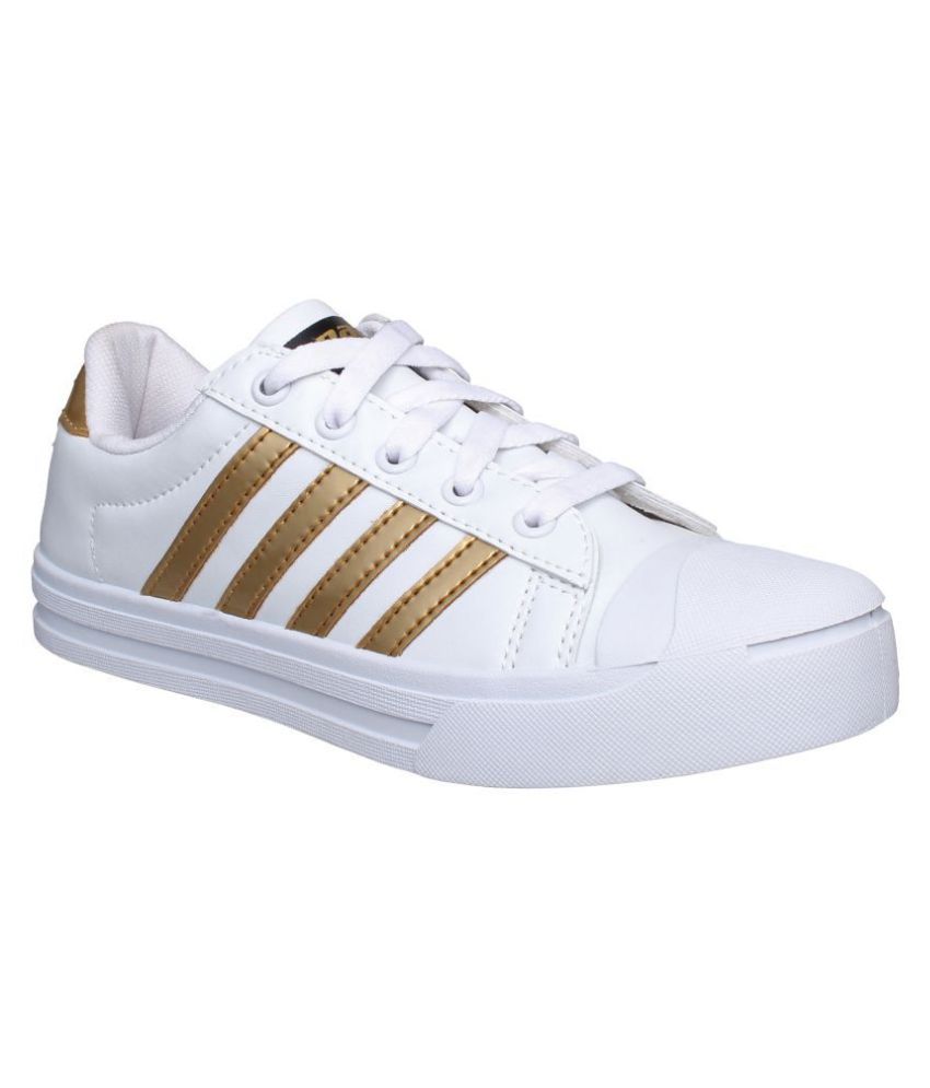 sparx white casual shoes