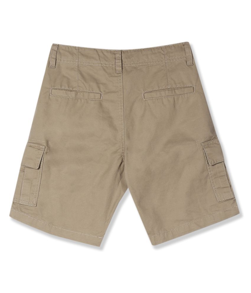 beige cargo shorts mens