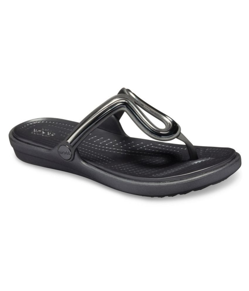 ladies black flip flops