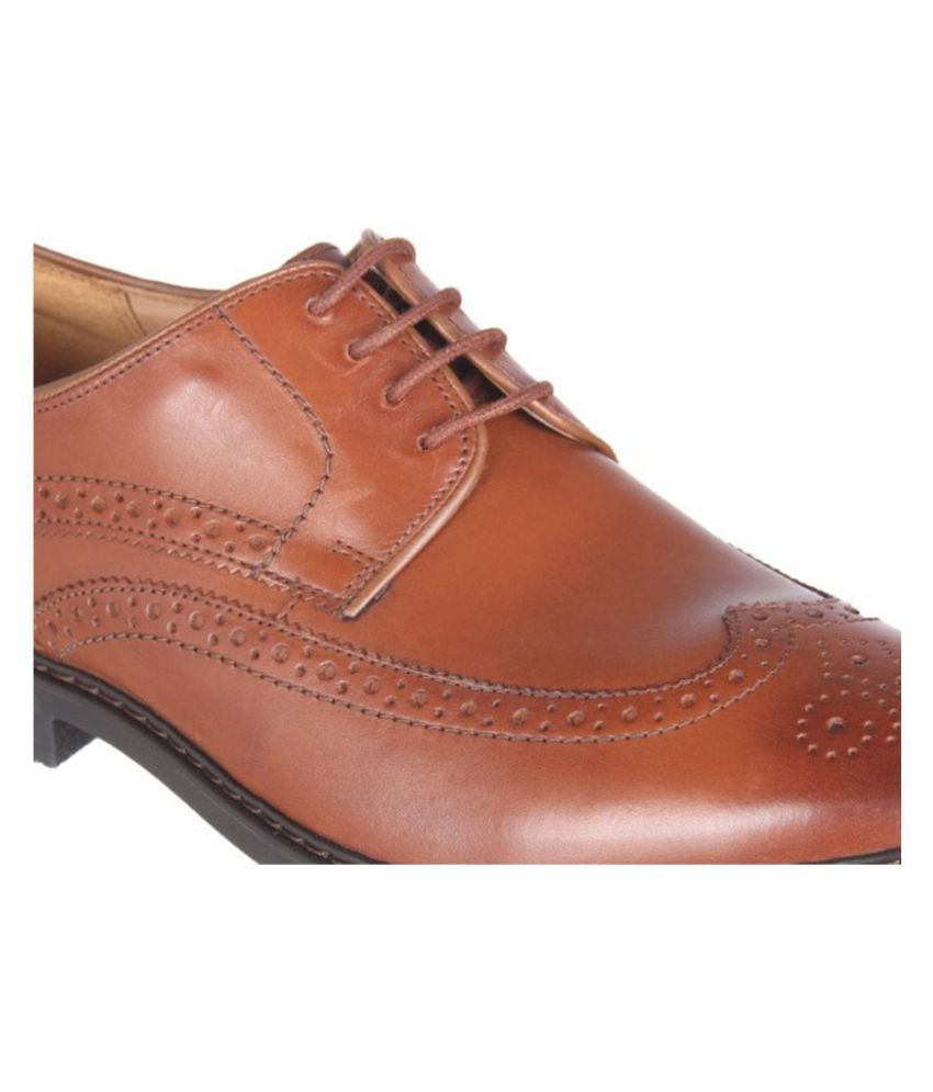 tan clarks shoes