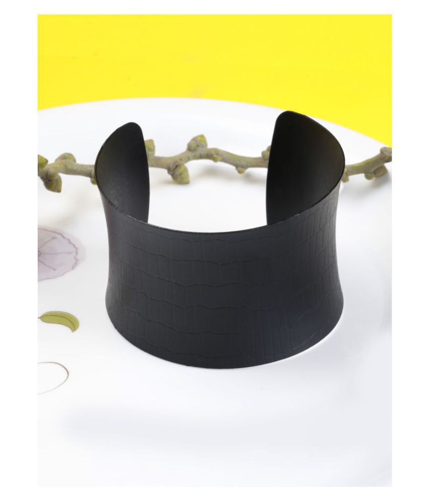     			Prita's Stylish Black Hand Cuff Bracelet For Girls & Women