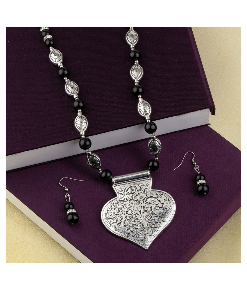     			SILVERSHINE Adjustable Silver Plated With Black Pearl Pendant mala set for Women girl