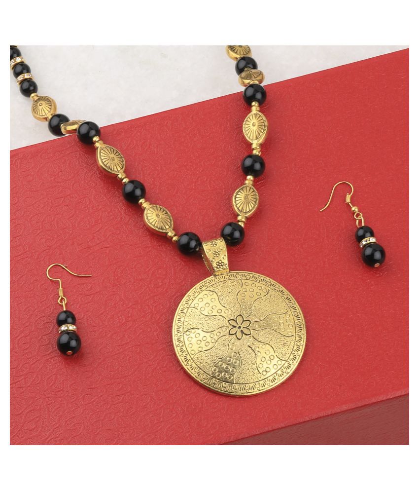     			SILVERSHINE Stylish Adjustable Gold Oxidised Round Pendant Black Pearl mala set for Women girl