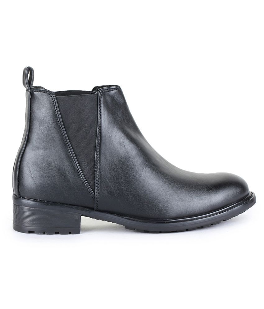bruno manetti ankle boots