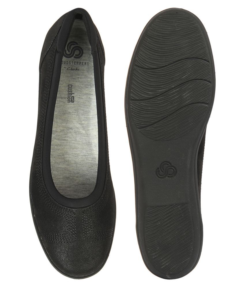 clarks black suede flats