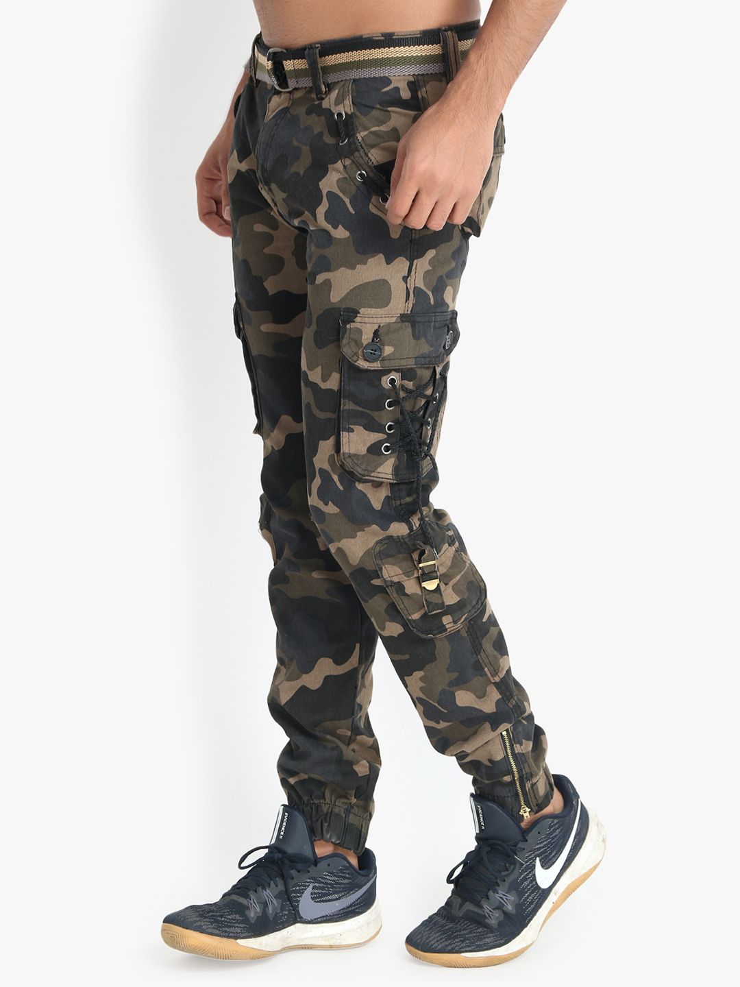 regular fit cargos