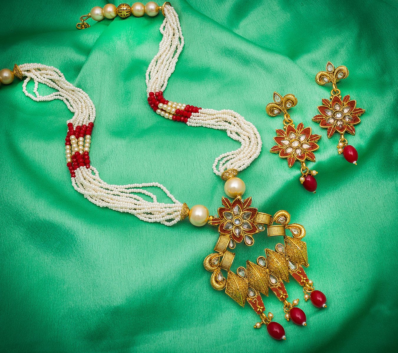 Aadita Fashion Jewellery Alloy Golden Contemporary Contemporary/Fashion