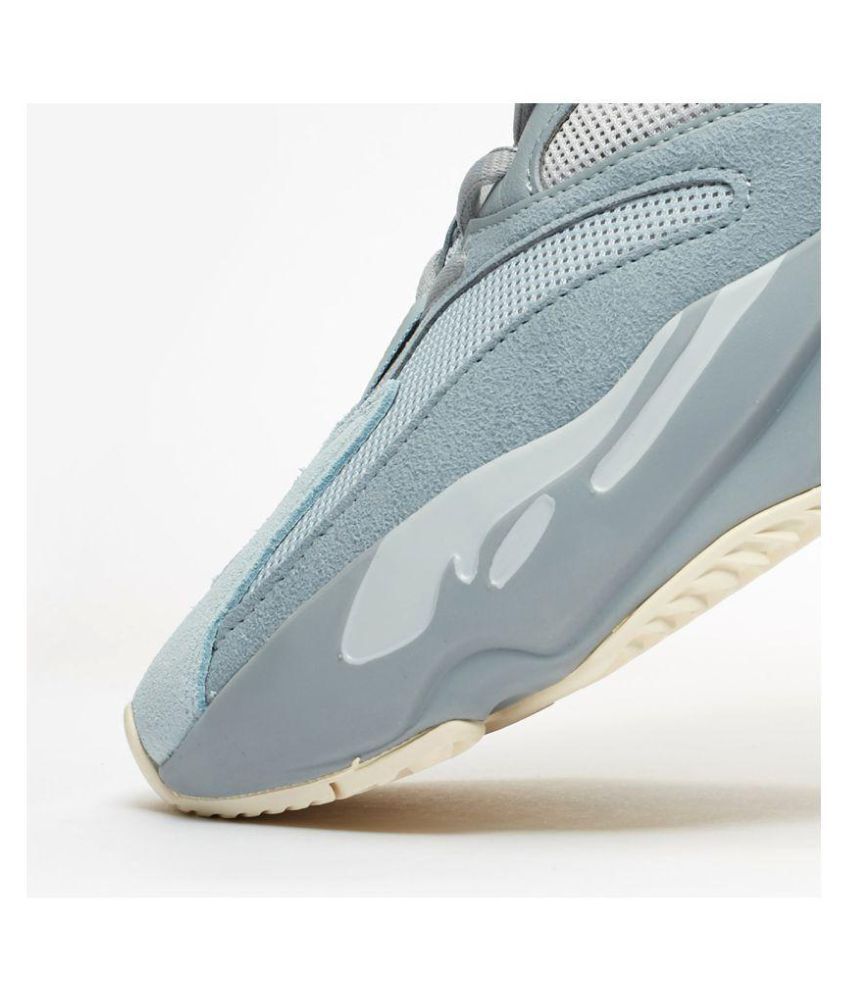 yeezy 700 snapdeal