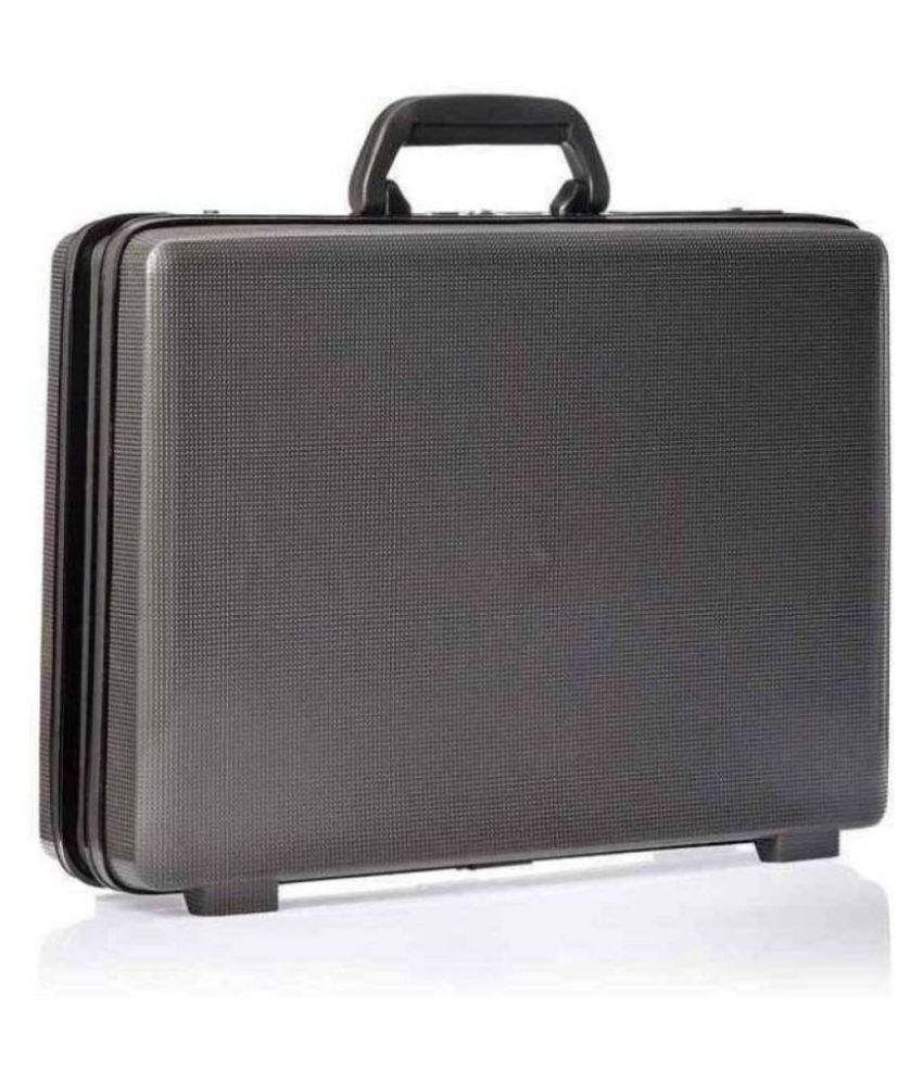 briefcase safari