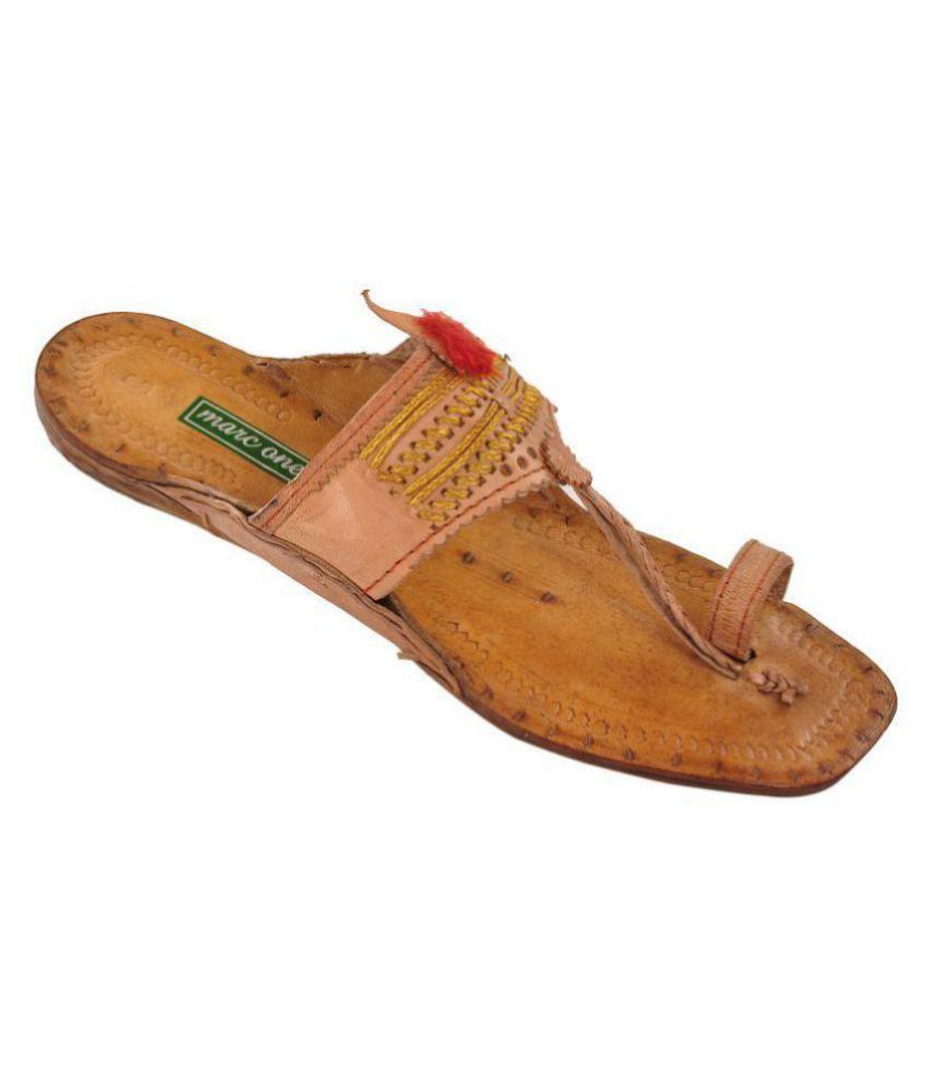kolhapuri chappal brown