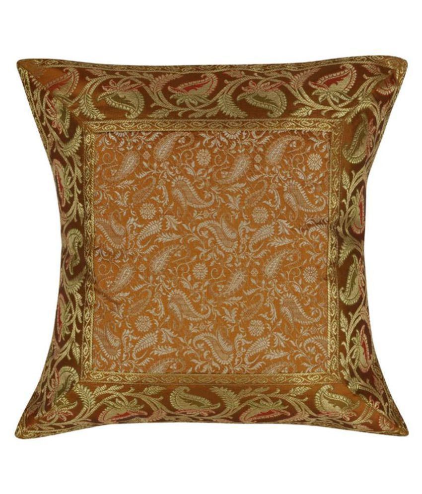 Lalhaveli Single Gold Pillow Cover